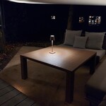 323122752 - 屋外テーブル