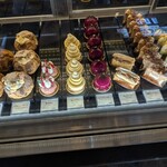 メゾン ド ミィモ - ショーケース。