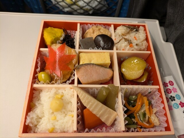 Te to Te Guransuta Tokyo photo 4