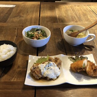 HALE CAFE つなぐ_1