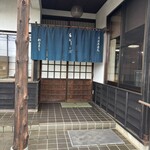 村屋東亭 - 店頭