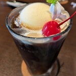 ハローコーヒー - ドリンク写真:コーヒーフロート