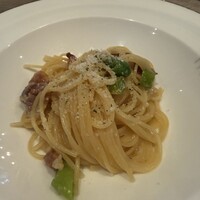 スミレオオサカ - 