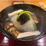おかもと - 鱧真薯と松茸のお椀