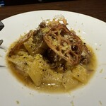 ファーム トゥー テーブル デ サリータ - 