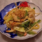 シルビア 綾瀬店 - シルビアセットの焼きうどん(ハーフ)