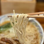 奈つやの中華そば - 麺