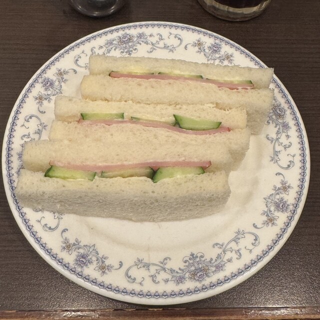 Machiai Shitsu 2 Ginza Ten