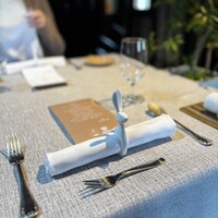 ヒカリヤ ニシ - 