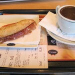 トラットリア ガバチョ - 『ハモンイベリコ・サンド・パンとホット・チョコレート』 ※2008年9月当時