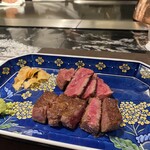 鉄板焼コルザ - サーロインとランプの合い盛りでいただきます