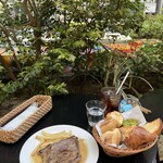 メゾンカイザー 池袋サンシャイン店 - 