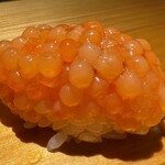 佐野鮨 - いくら味噌漬け　◎◎
      佐野さんのスペシャリテ、とろっと濃厚