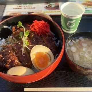 お食事処 あだたら亭_1