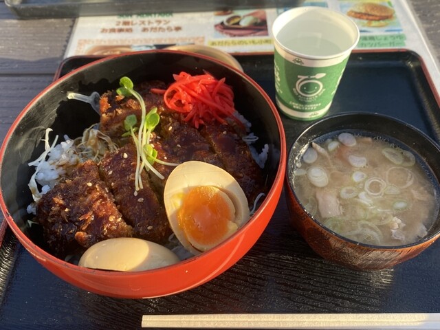 お食事処 あだたら亭 - 本宮（食堂）の写真