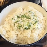 むさしや - ご飯に山芋をのせて
