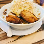 麺屋 しずる - 料理写真:野菜盛り麺大盛り