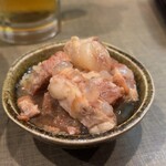 くし焼拾九番 - 定番のナンコツ小鉢