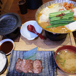 炙り牛たん 万 イオンモール木曽川店 - 