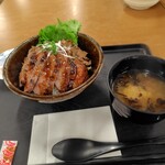 米沢 琥珀堂 山形県観光物産会館 - 