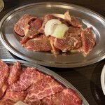 塩ホルモン 栗の木 - 生ラム