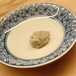 割烹 白鷹 - 渡り蟹の味噌です、、山崎のロックに合う