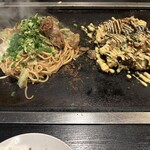 なんばん亭 下北沢店 - 焼きそば↑とお好み焼き↑