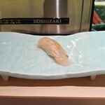 魚寅鮨 - 黒ムツは炙って塩で頂きます