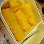 まるはのかつ丼 - 卓上たくあんが美味い！