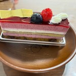 トシ・ヨロイヅカ 東京 - 