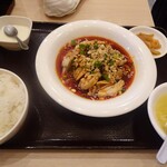 本格四川料理 麻辣先生 高輪ゲートウェイ店 - 本場四川よだれ鶏　1,000円