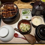 うなぎ屋　たむろ - ひつまぶし(特上)
