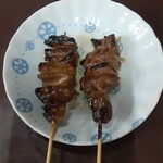 たかやん - 左、ホルモン　右、サガリ