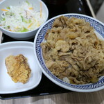 吉野家 - （2025/9月）牛丼あたまの大盛と唐揚げ