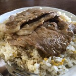 池田屋食堂 - 大盛りの肉盛りピラフ　焼き肉３枚付き。　1,200円