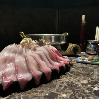 【寒鰤のしゃぶしゃぶ鍋】