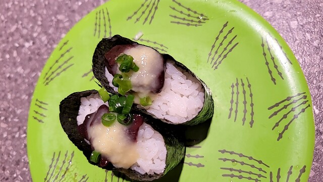 根室花まる 南25条店 （ねむろはなまる） - 中央図書館前/回転寿司