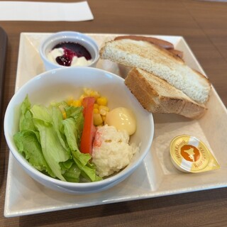 カフェ・ド・クリエ_0