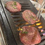 肉盛ホルモン - 