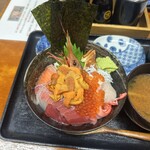 海鮮丼専門店 木津 魚市食堂 - ウニ海鮮丼