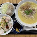 鳥藤とりそばスタンド - 