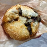 ESPRESSO D WORKS - 料理写真:悪魔のカレーパン　356円