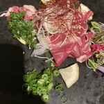 シンヤ - 和牛こうねの刺身1,400円