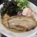 煮干らあめん　じんべえ - 料理写真: