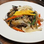 焼肉USON - このチャプチェがまた絶品でペロリ