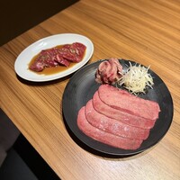 中目黒焼肉 登牛門 - 