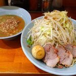 ラーメン 盛太郎 - つけ麺（中盛）1,200円（野菜マシマシ、背脂）