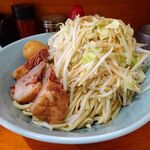 ラーメン 盛太郎 - つけ麺（中盛）1,200円（野菜マシマシ、背脂）