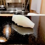 登喜和鮨 - ④ 墨イカ 新イカに近いサイズ