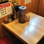 昴 - テーブル席